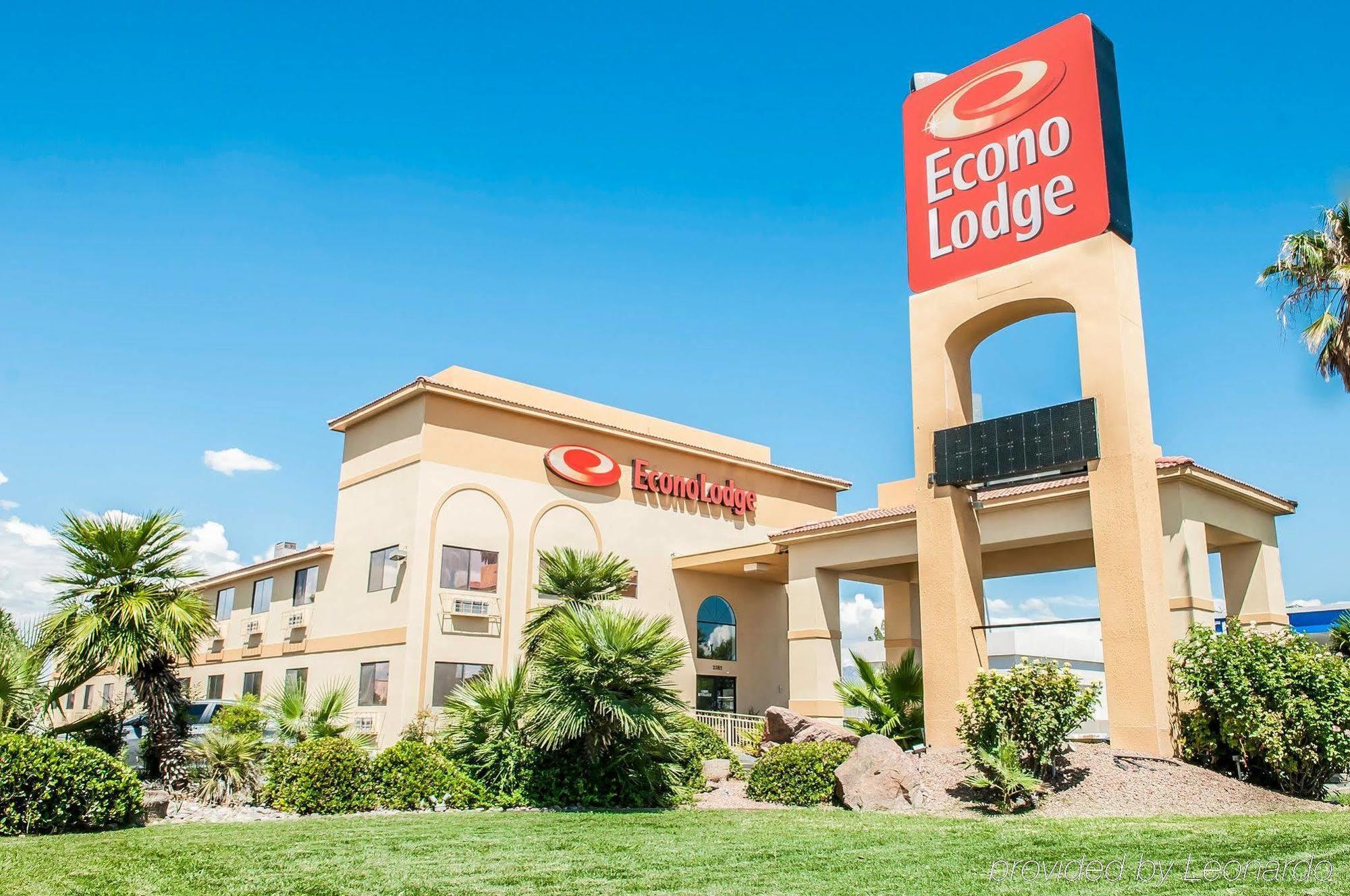 Econo Lodge Las Cruces University Area Екстериор снимка